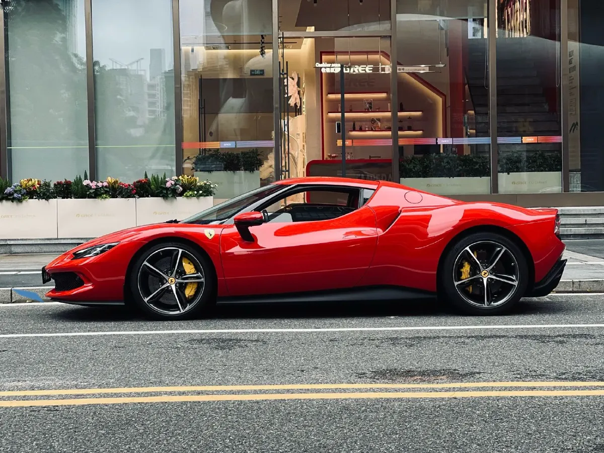 2021 Ferrari 296 3.0T 663HP V6 8DCT PHEV 7.45KWH,autocango,china used car exporter,china ev exporter,chinese used car exporter,chinese used ev exporter