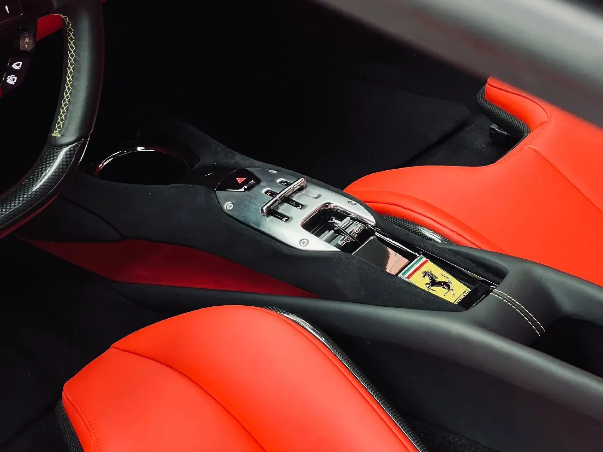 2021 Ferrari 296 3.0T 663HP V6 8DCT PHEV 7.45KWH,autocango,china used car exporter,china ev exporter,chinese used car exporter,chinese used ev exporter
