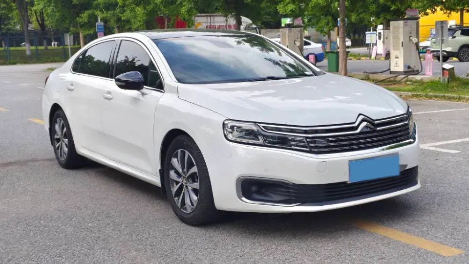 2019 Citroen C6 1.8T 211HP L4 8AT,autocango,china used car exporter,china ev exporter,chinese used car exporter,chinese used ev exporter