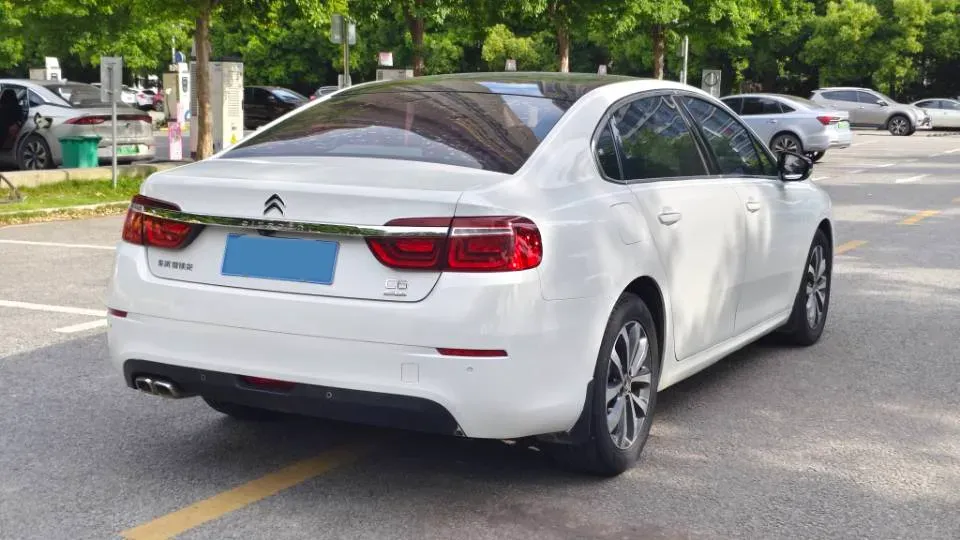 2019 Citroen C6 1.8T 211HP L4 8AT,autocango,china used car exporter,china ev exporter,chinese used car exporter,chinese used ev exporter
