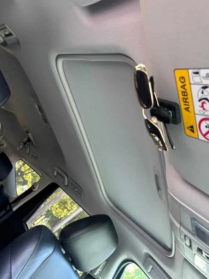 2020 Mitsubishi Pajero 3.0L 209HP V6 8AT,autocango,china used car exporter,china ev exporter,chinese used car exporter,chinese used ev exporter