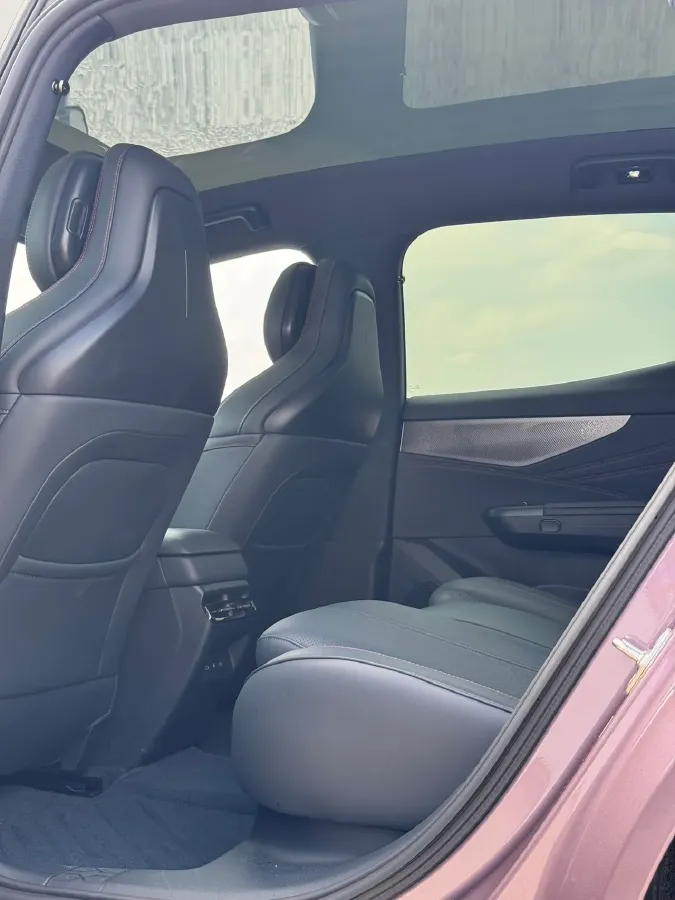 2026 LYNK&CO 07 EM-P 1.5T 163HP L4 3DHT PHEV,autocango,china used car exporter,china ev exporter,chinese used car exporter,chinese used ev exporter