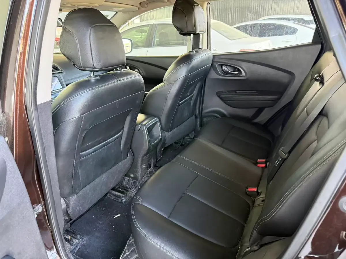 2017 Renault Kadjar 2.0L 150HP L4 CVT,autocango,china used car exporter,china ev exporter,chinese used car exporter,chinese used ev exporter