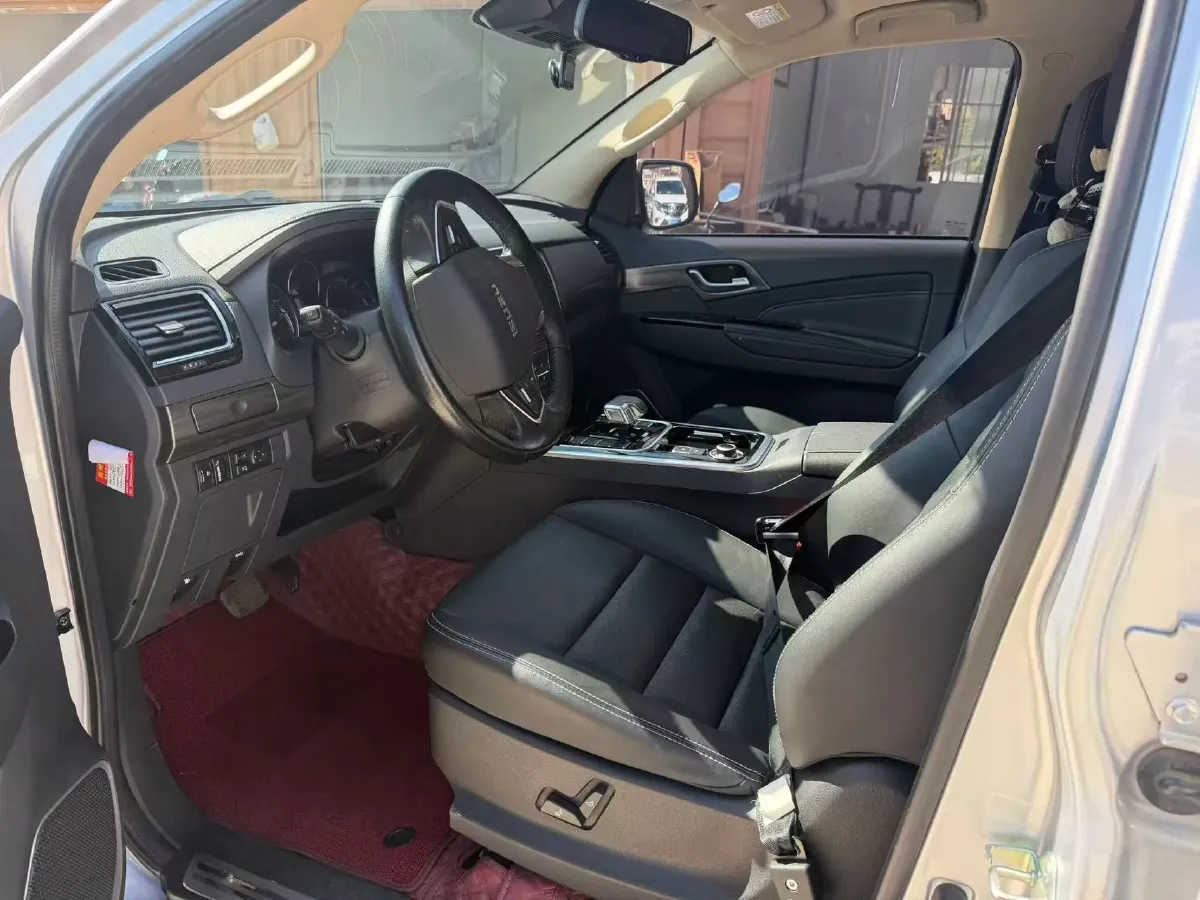 2022 Isuzu Mu-X 2.0T 220HP L4 8AT,autocango,china used car exporter,china ev exporter,chinese used car exporter,chinese used ev exporter