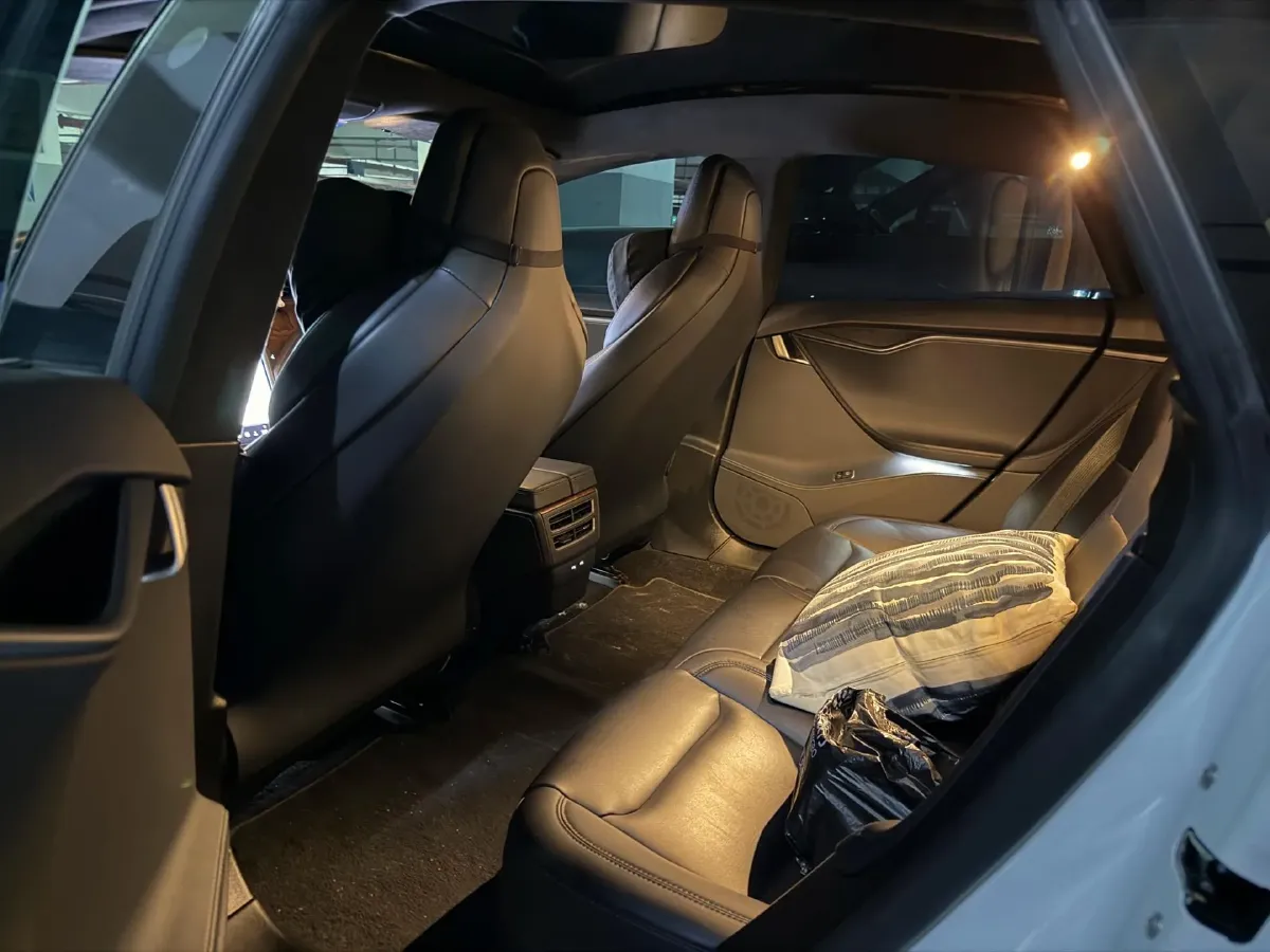 2019 Tesla Model S BEV 100KWH,autocango,china used car exporter,china ev exporter,chinese used car exporter,chinese used ev exporter