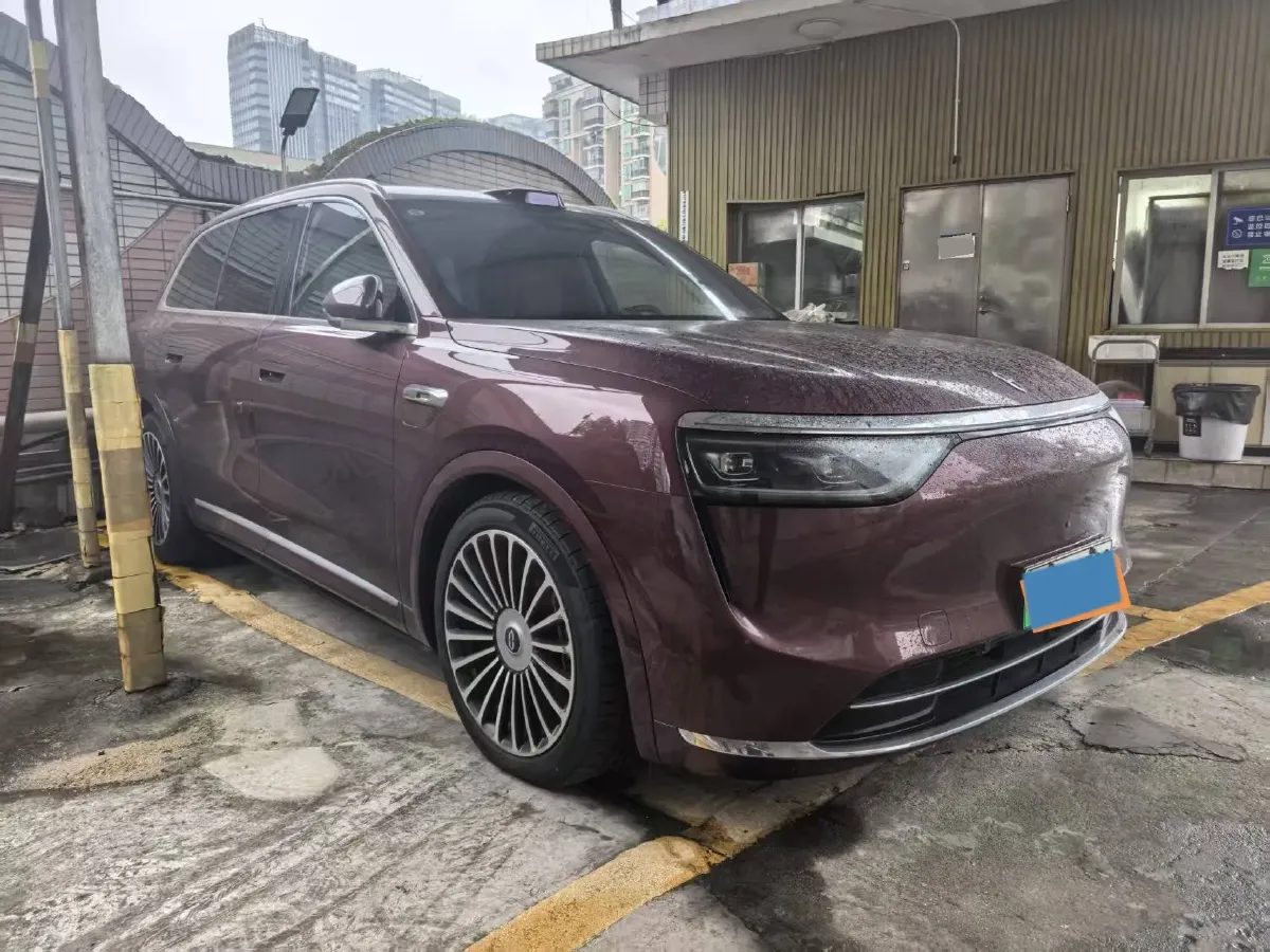 2025 AITO AITO M8 REEV 160HP REEV 53.4KWH,autocango,china used car exporter,china ev exporter,chinese used car exporter,chinese used ev exporter