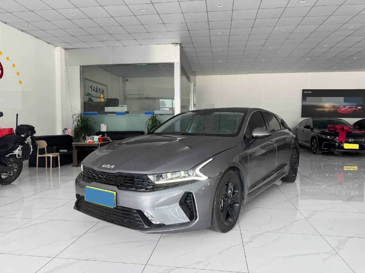 2021 Toyota Camry 2.0L 178HP L4 CVT,autocango,china used car exporter,china ev exporter,chinese used car exporter,chinese used ev exporter