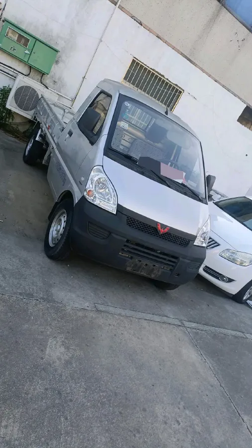 2019 WuLing RongGuang Mini Truck 1.5L 107HP L4 5MT,autocango,china used car exporter,china ev exporter,chinese used car exporter,chinese used ev exporter