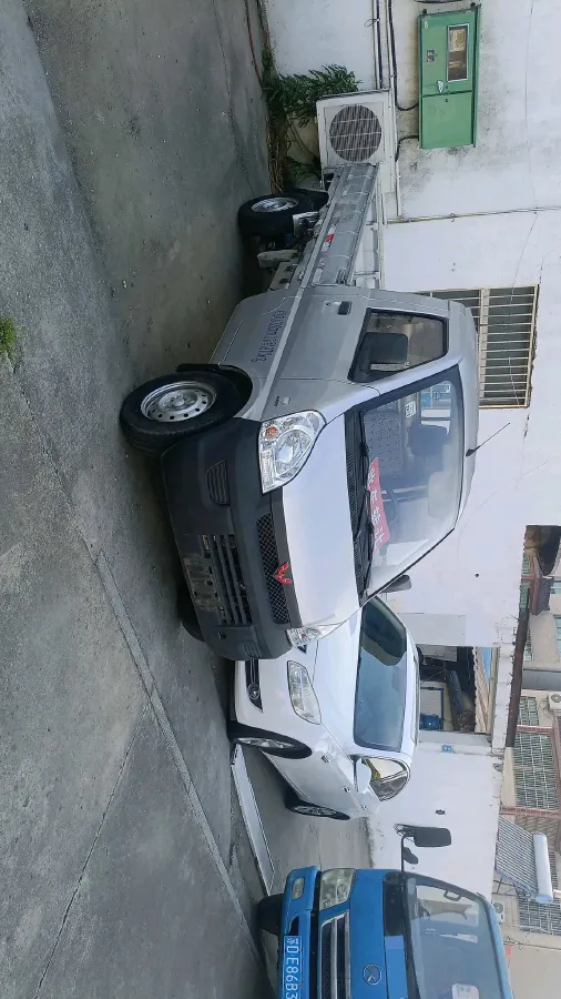 2019 WuLing RongGuang Mini Truck 1.5L 107HP L4 5MT,autocango,china used car exporter,china ev exporter,chinese used car exporter,chinese used ev exporter