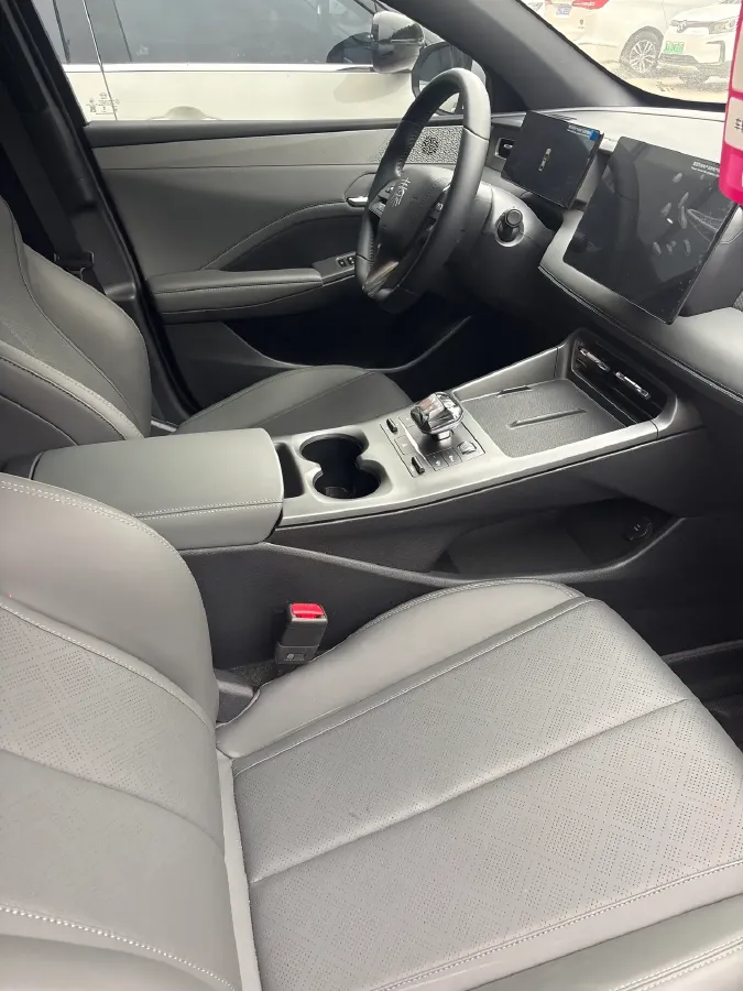 2025 BYD Seal05 DM-i 1.5L 101HP L4 E-CVT PHEV 7.68KWH,autocango,china used car exporter,china ev exporter,chinese used car exporter,chinese used ev exporter
