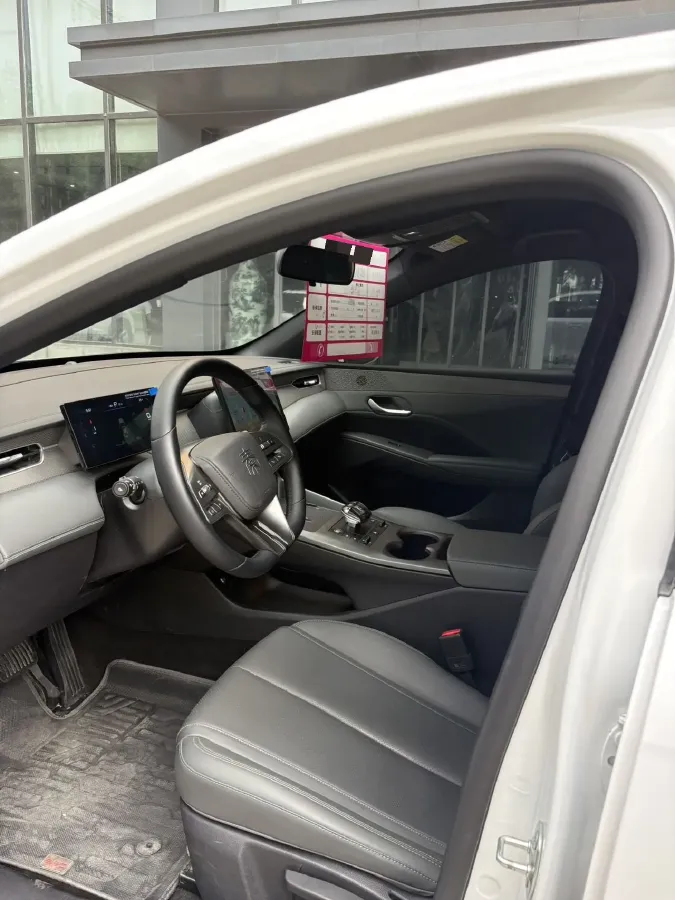 2025 BYD Seal05 DM-i 1.5L 101HP L4 E-CVT PHEV 7.68KWH,autocango,china used car exporter,china ev exporter,chinese used car exporter,chinese used ev exporter