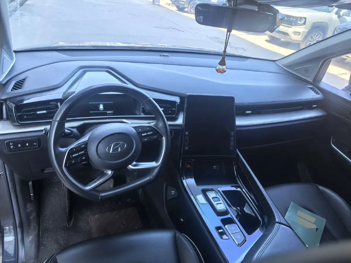 2022 Hyundai Custo 1.5T 170HP L4 8AT,autocango,china used car exporter,china ev exporter,chinese used car exporter,chinese used ev exporter