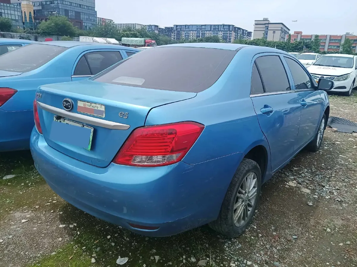 2018 BYD e5 BEV 60.48KWH,autocango,china used car exporter,china ev exporter,chinese used car exporter,chinese used ev exporter