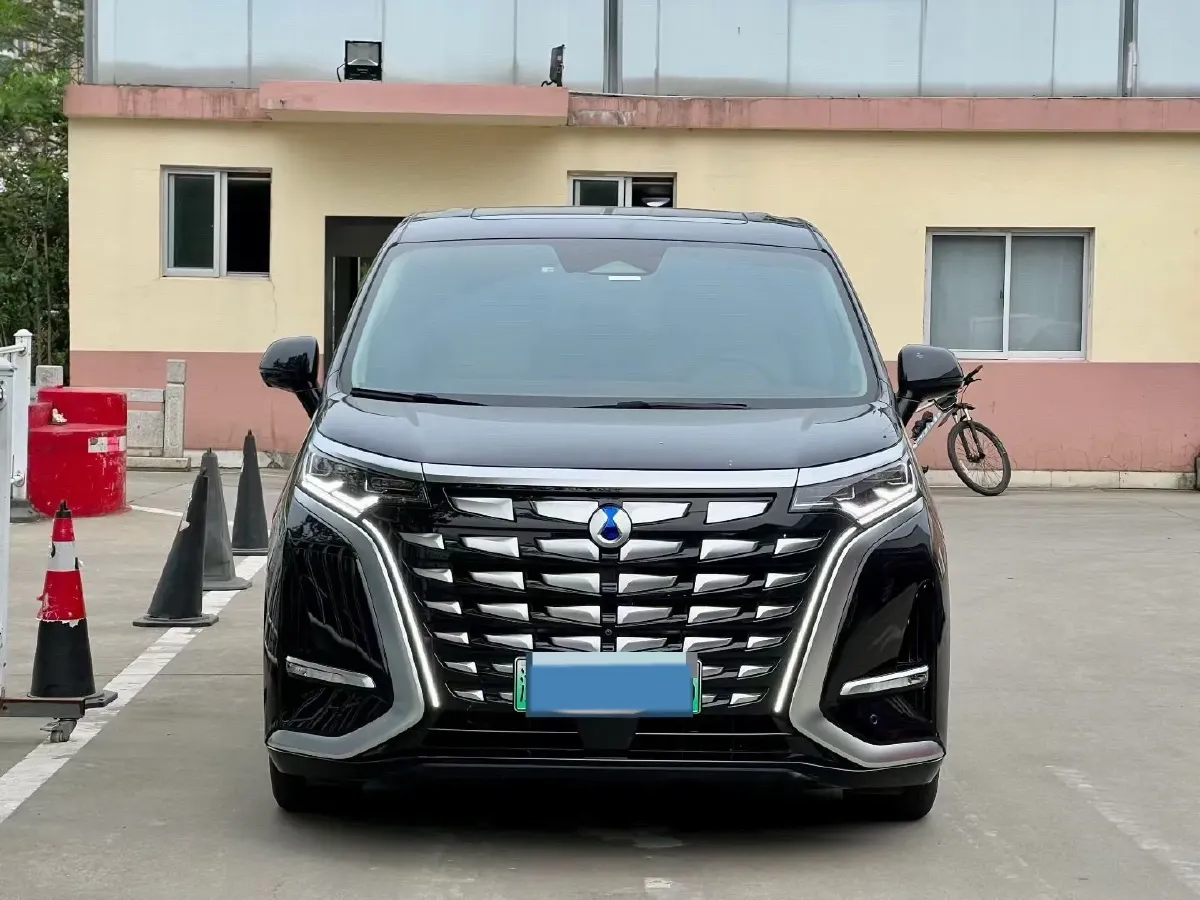 2025 Denza D9 1.5T 156HP L4 E-CVT PHEV,autocango,china used car exporter,china ev exporter,chinese used car exporter,chinese used ev exporter