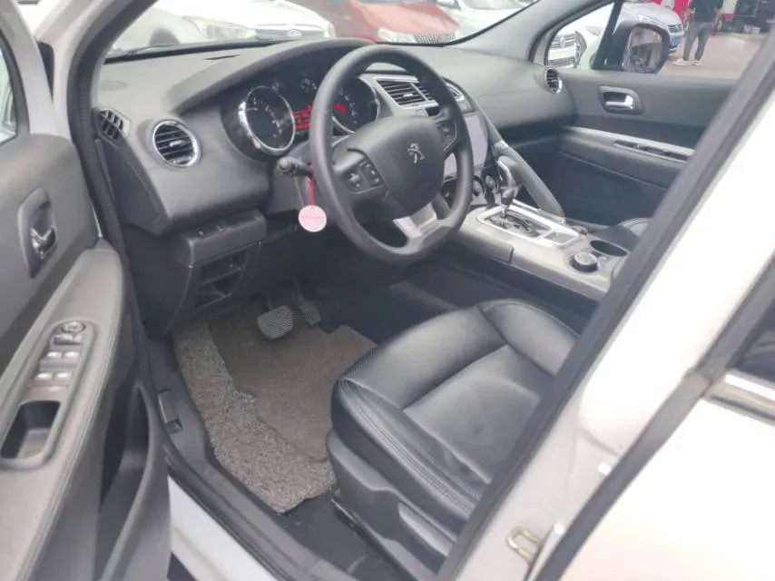 2019 Peugeot 3008 1.6T 167HP L4 6AT,autocango,china used car exporter,china ev exporter,chinese used car exporter,chinese used ev exporter