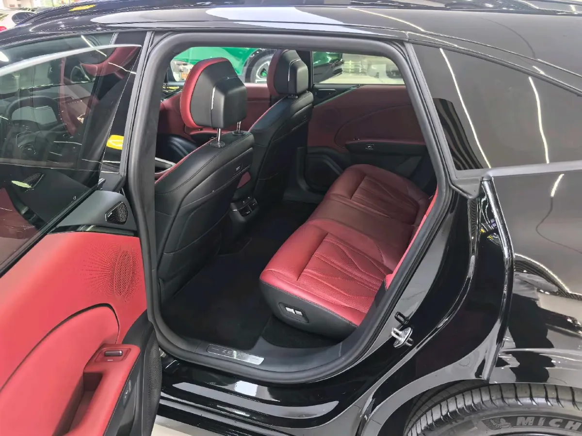2025 Zeekr 007GT BEV 100.01KWH,autocango,china used car exporter,china ev exporter,chinese used car exporter,chinese used ev exporter