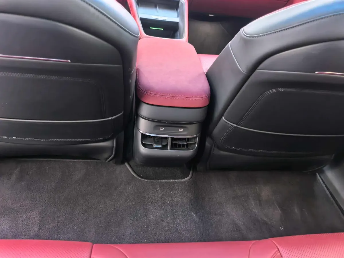 2025 Zeekr 007GT BEV 100.01KWH,autocango,china used car exporter,china ev exporter,chinese used car exporter,chinese used ev exporter