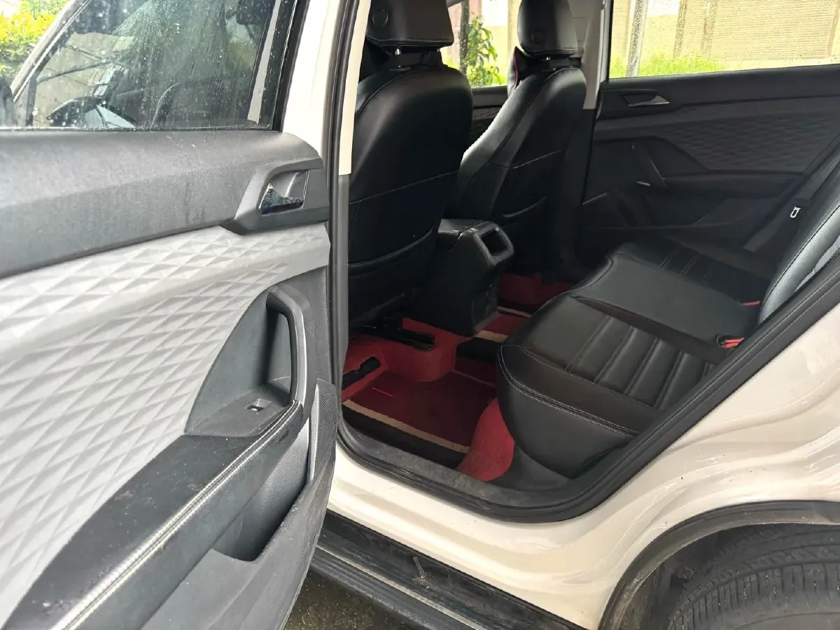 2021 Volkswagen Tharu 1.4T 150HP L4 7DCT,autocango,china used car exporter,china ev exporter,chinese used car exporter,chinese used ev exporter
