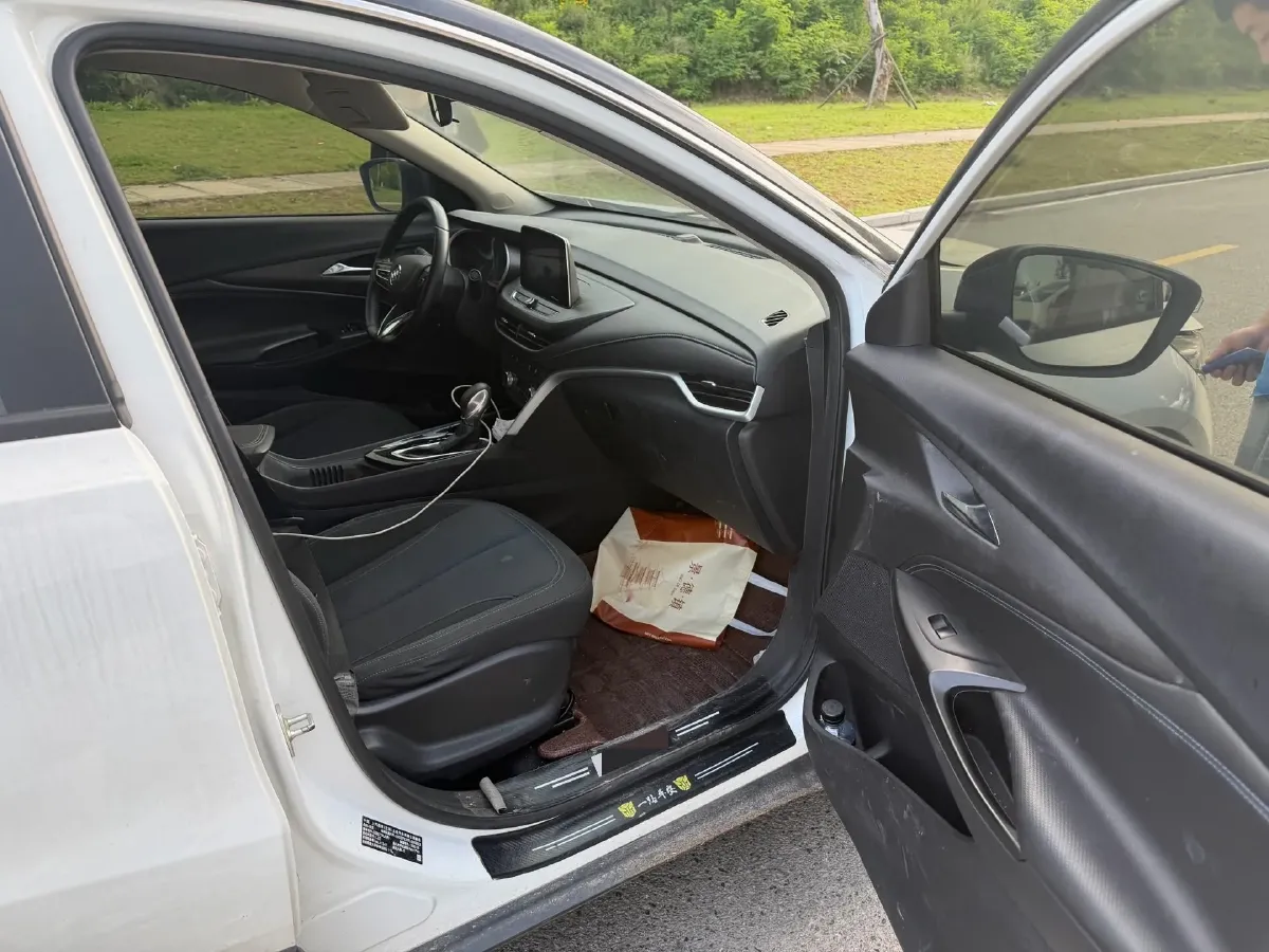 2020 Buick Encore 1.3T 165HP L3 CVT,autocango,china used car exporter,china ev exporter,chinese used car exporter,chinese used ev exporter