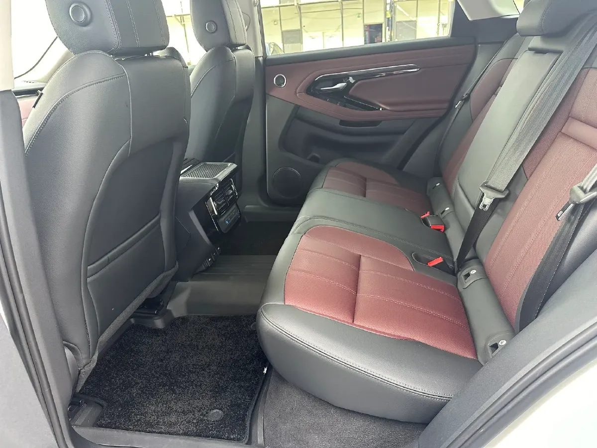 2023 Land Rover Range Rover Evoque 2.0T 249HP L4 9AT,autocango,china used car exporter,china ev exporter,chinese used car exporter,chinese used ev exporter