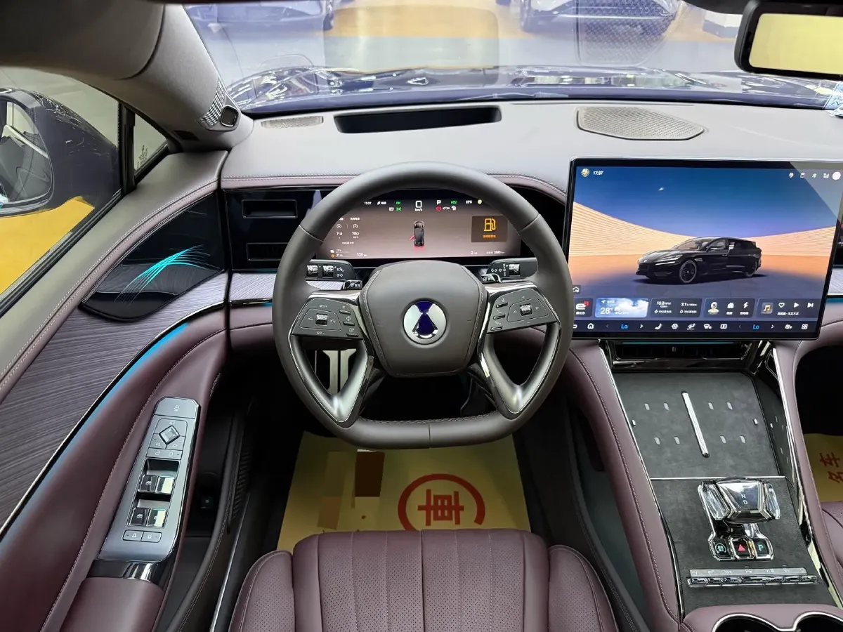 2024 Denza DenzaZ9GT 2.0T 207HP L4 E-CVT PHEV 38.5KWH,autocango,china used car exporter,china ev exporter,chinese used car exporter,chinese used ev exporter