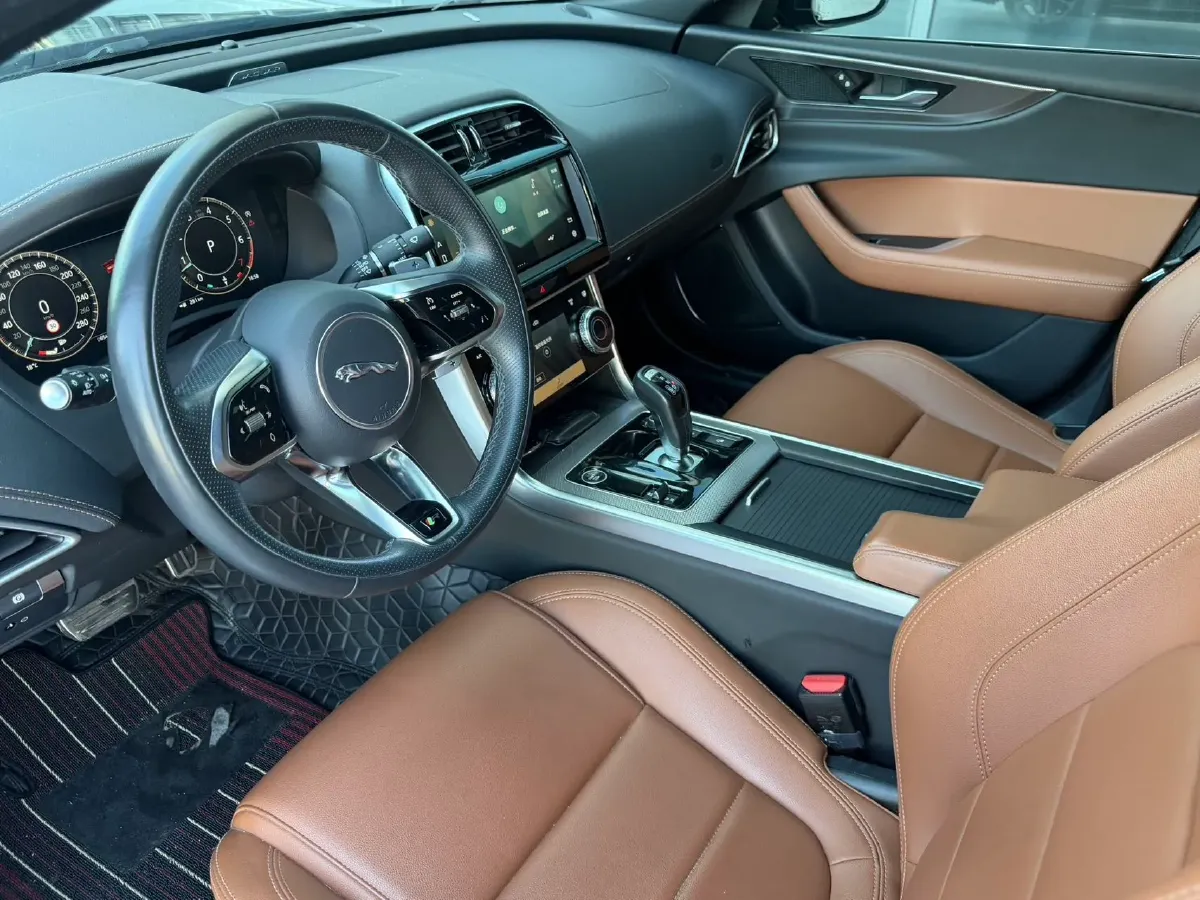 2023 Jaguar XEL 2.0T 250HP L4 8AT,autocango,china used car exporter,china ev exporter,chinese used car exporter,chinese used ev exporter