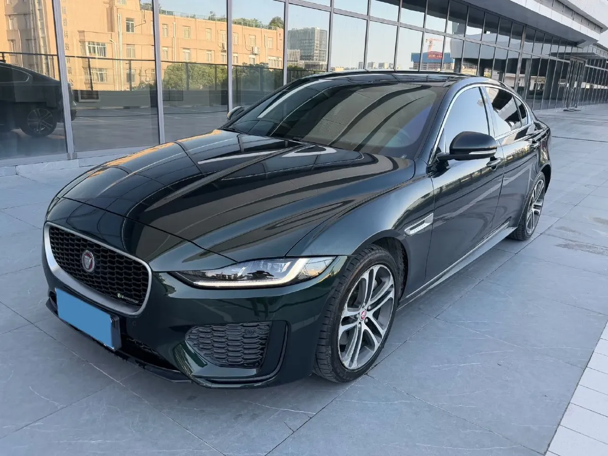 2023 Jaguar XEL 2.0T 250HP L4 8AT,autocango,china used car exporter,china ev exporter,chinese used car exporter,chinese used ev exporter