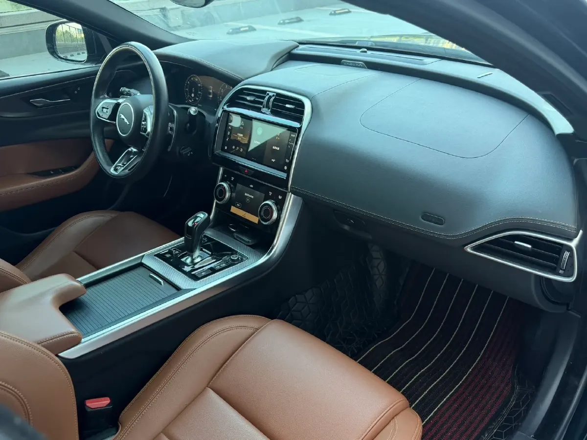 2023 Jaguar XEL 2.0T 250HP L4 8AT,autocango,china used car exporter,china ev exporter,chinese used car exporter,chinese used ev exporter