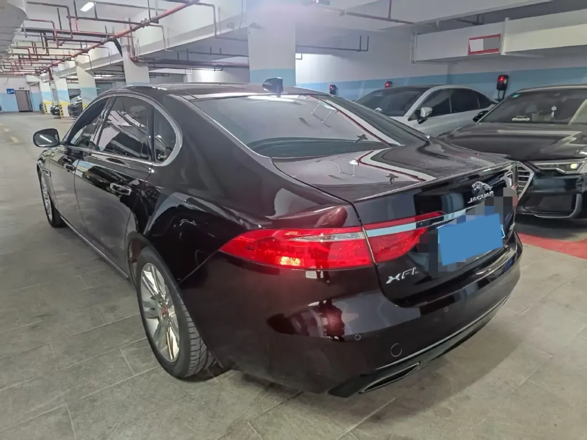 2018 Jaguar XF 2.0T 250HP L4 8AT,autocango,china used car exporter,china ev exporter,chinese used car exporter,chinese used ev exporter