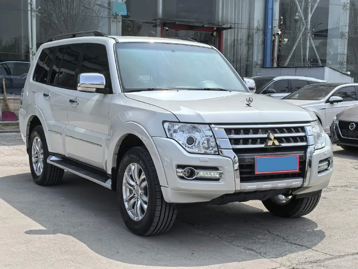 2017 Honda Jade 1.8L 141HP L4 5AT,autocango,china used car exporter,china ev exporter,chinese used car exporter,chinese used ev exporter
