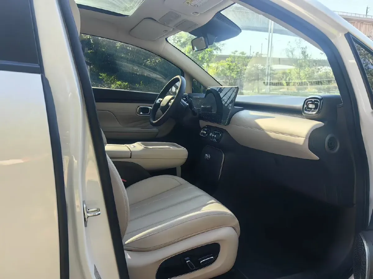 2025 Skyworth EV6 BEV,autocango,china used car exporter,china ev exporter,chinese used car exporter,chinese used ev exporter