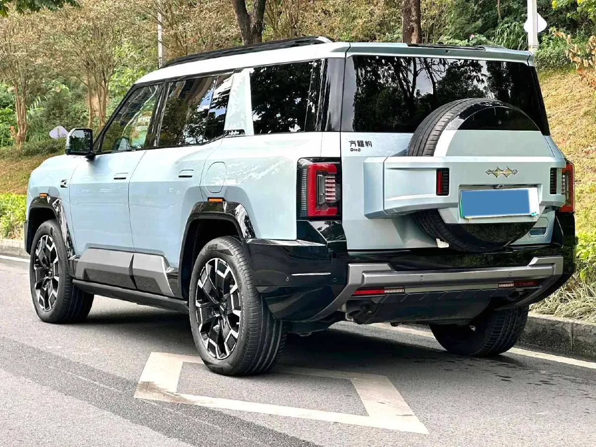 2025 FangChengBao Bao 8 2.0T 245HP L4 E-CVT PHEV 36.8KWH,autocango,china used car exporter,china ev exporter,chinese used car exporter,chinese used ev exporter
