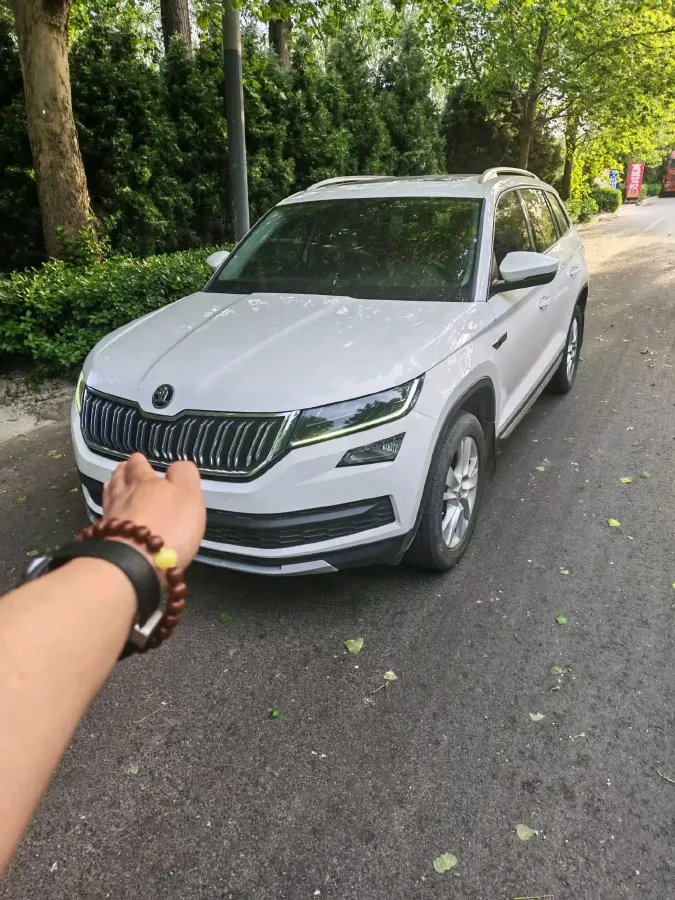 2018 Skoda Kodiak 2.0T 186HP L4 7DCT,autocango,china used car exporter,china ev exporter,chinese used car exporter,chinese used ev exporter