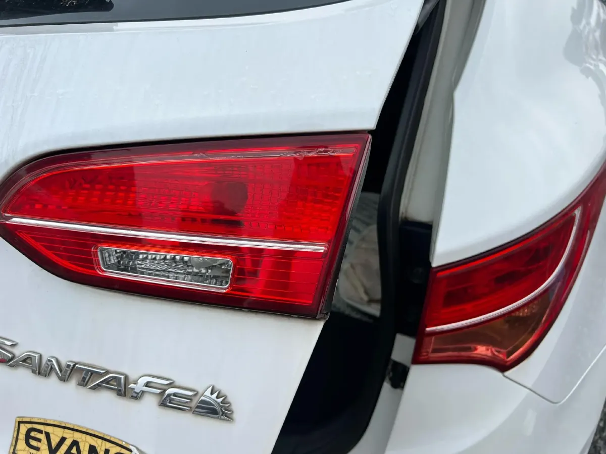 2013 Hyundai Santafe 2.4L 189HP L4 6AT,autocango,china used car exporter,china ev exporter,chinese used car exporter,chinese used ev exporter