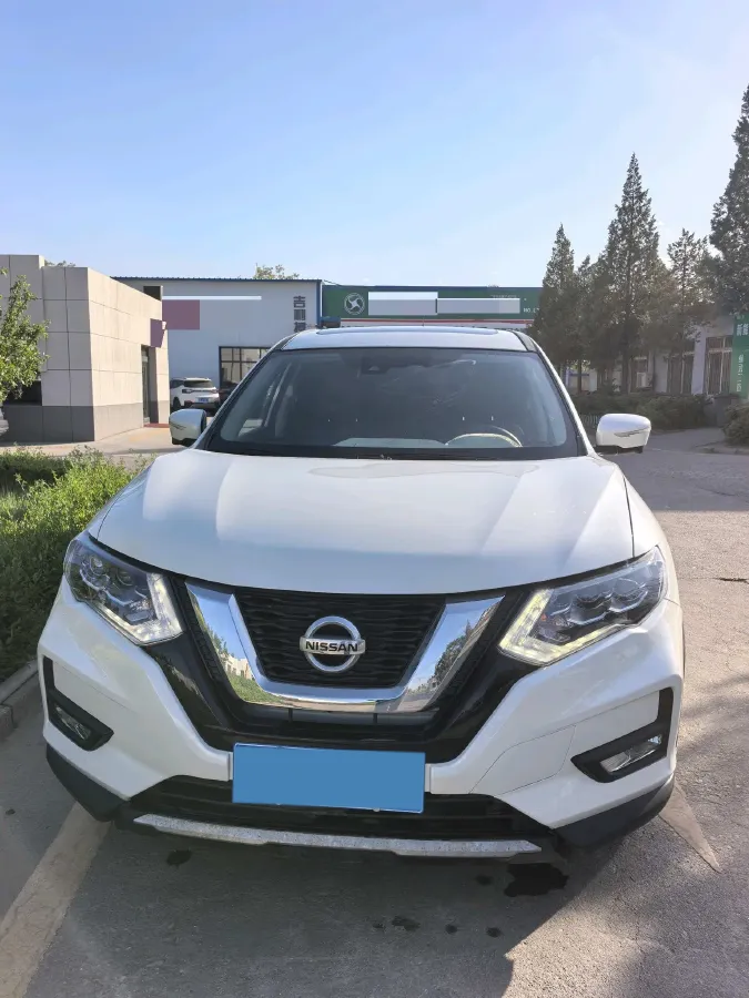 2020 Nissan X-Trail 2.0L 154HP L4 CVT,autocango,china used car exporter,china ev exporter,chinese used car exporter,chinese used ev exporter