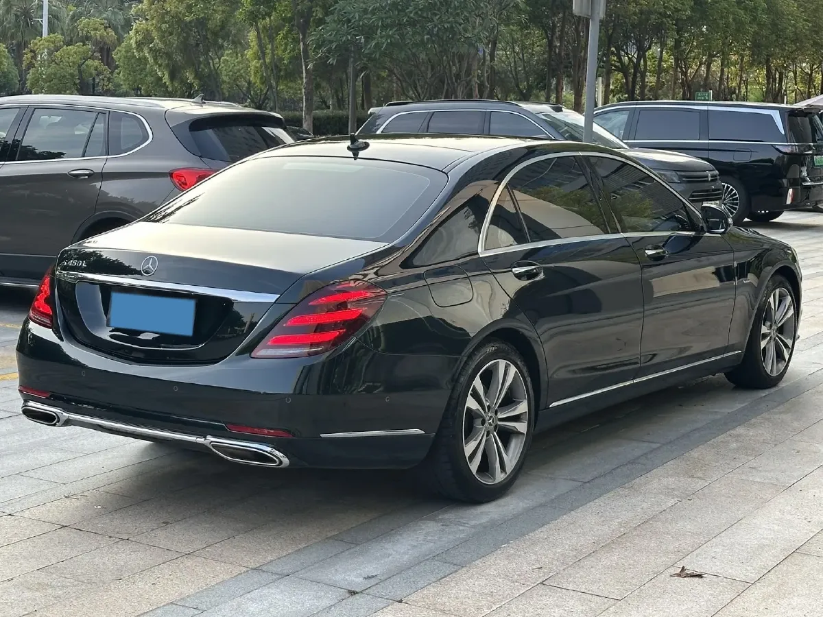 2020 Mercedes-Benz S Class 3.0T 299HP L6 9AT,autocango,china used car exporter,china ev exporter,chinese used car exporter,chinese used ev exporter