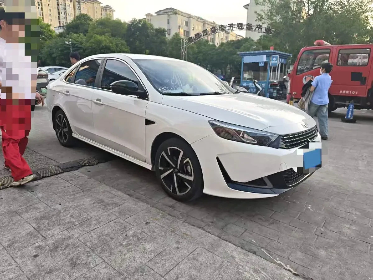 2021 KaiYi XuanDu 1.5T 156HP L4 CVT,autocango,china used car exporter,china ev exporter,chinese used car exporter,chinese used ev exporter