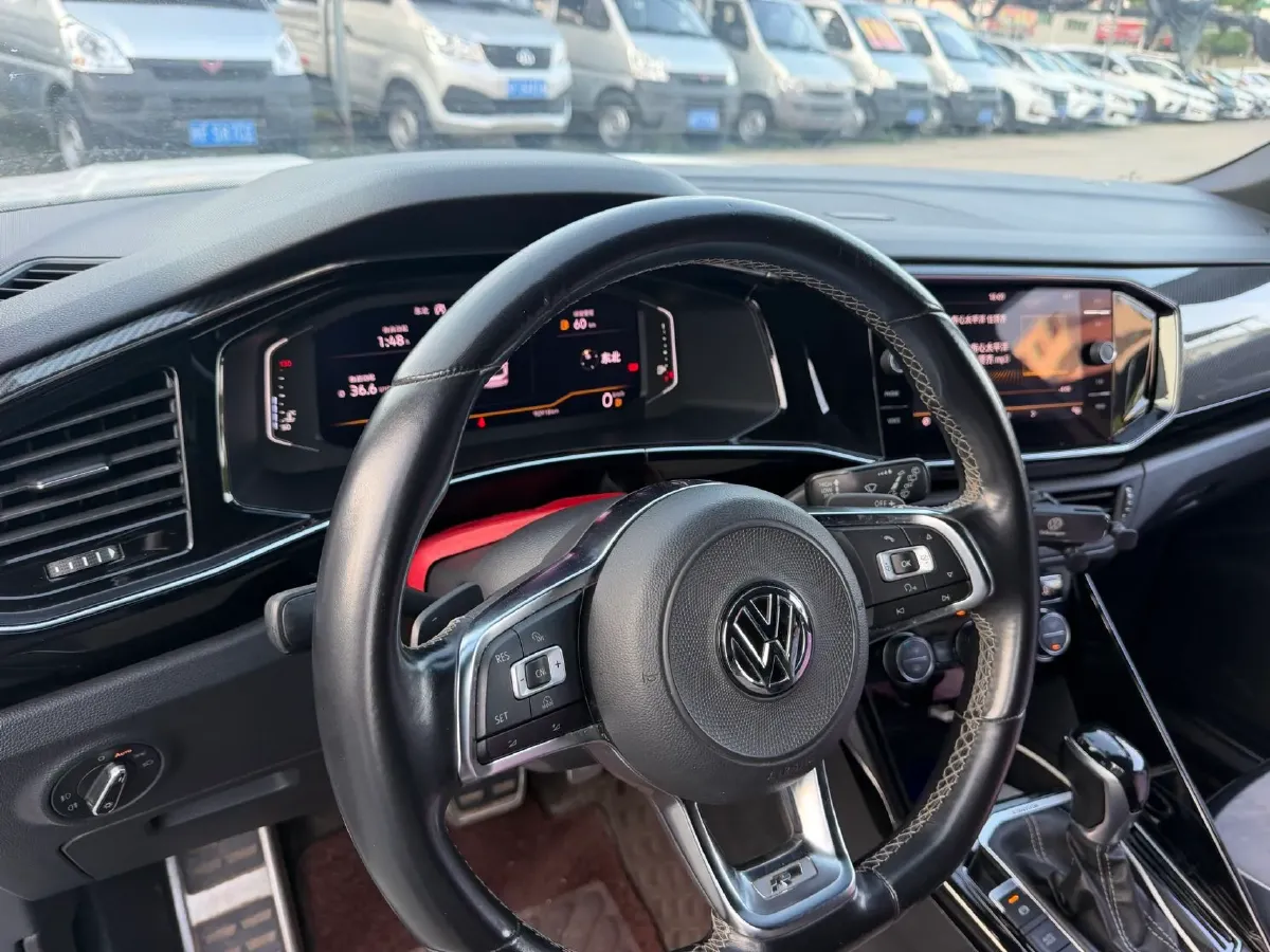 2019 Mercedes-Benz GLA Class 1.6T 156HP L4 7DCT,autocango,china used car exporter,china ev exporter,chinese used car exporter,chinese used ev exporter
