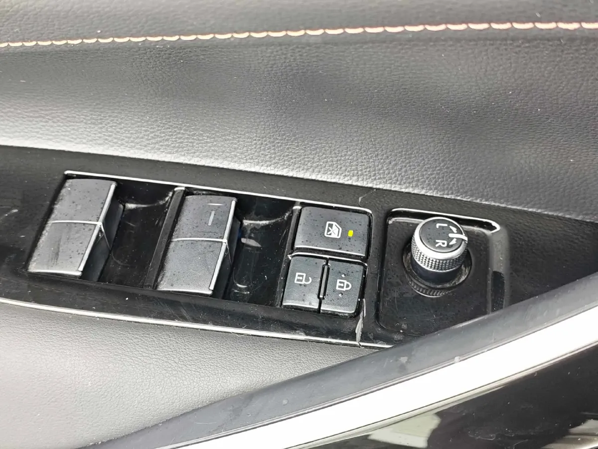 2021 Toyota Paptor 2.0L 171HP L4 CVT,autocango,china used car exporter,china ev exporter,chinese used car exporter,chinese used ev exporter