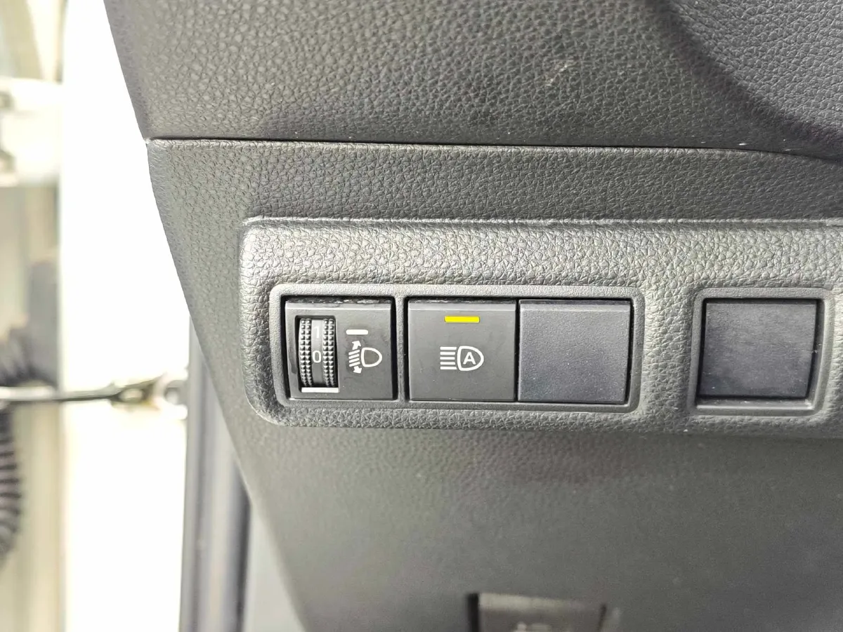 2021 Toyota Paptor 2.0L 171HP L4 CVT,autocango,china used car exporter,china ev exporter,chinese used car exporter,chinese used ev exporter