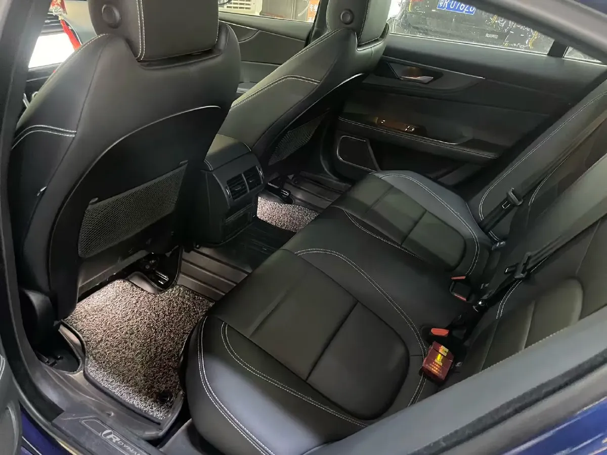 2021 Jaguar XEL 2.0T 200HP L4 8AT,autocango,china used car exporter,china ev exporter,chinese used car exporter,chinese used ev exporter