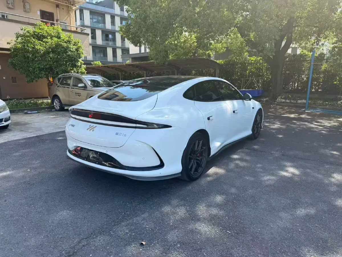 2024 IM L6 BEV 75KWH,autocango,china used car exporter,china ev exporter,chinese used car exporter,chinese used ev exporter