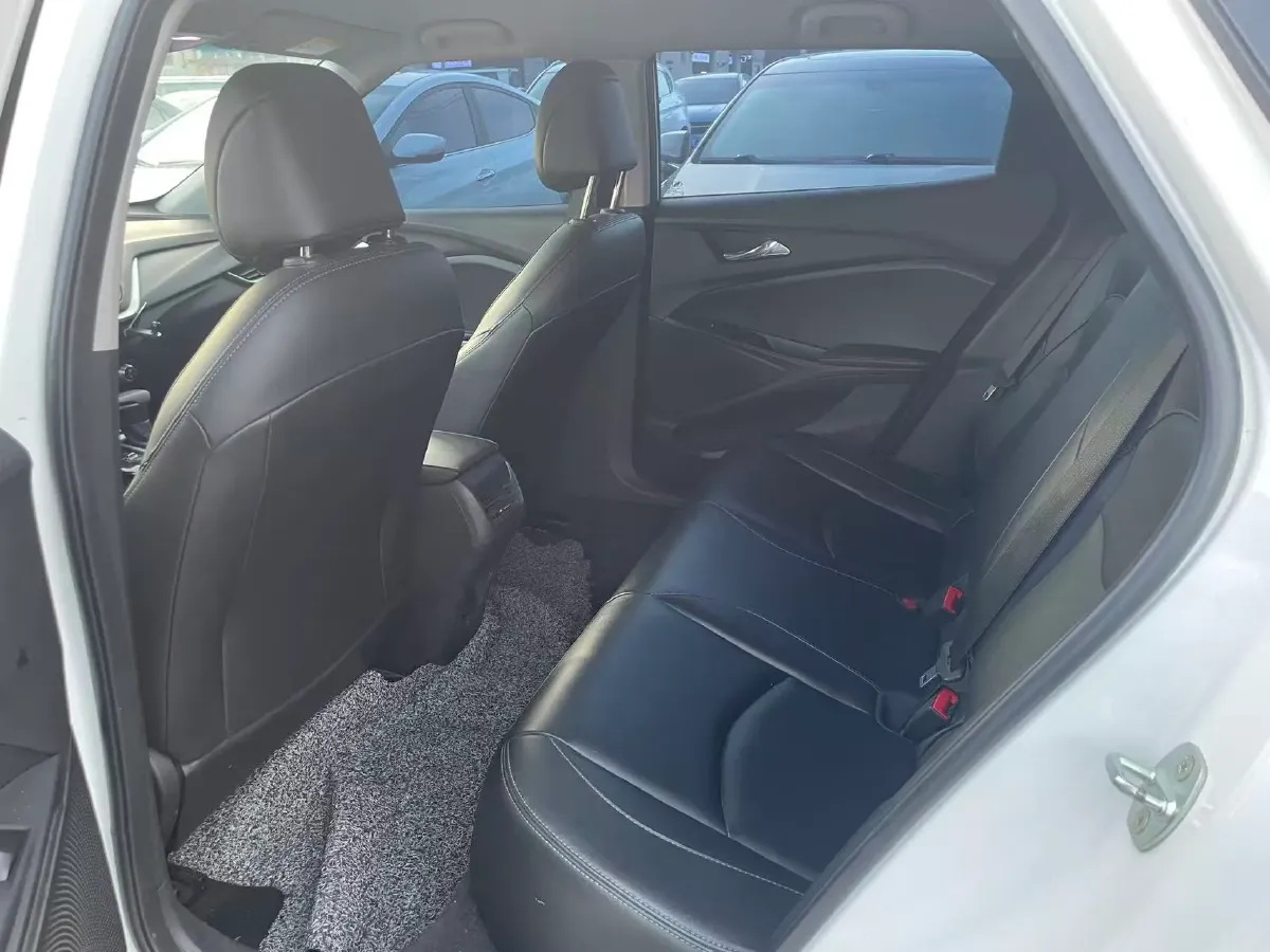 2022 Chevrolet Menlo BEV 61.1KWH,autocango,china used car exporter,china ev exporter,chinese used car exporter,chinese used ev exporter