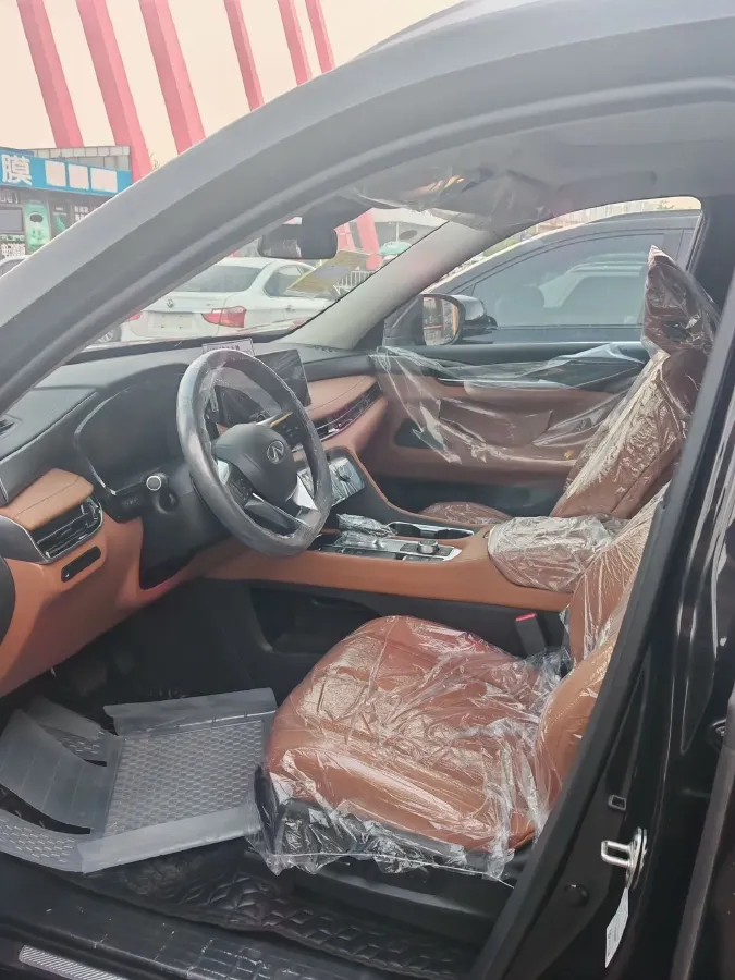 2024 Infiniti QX60 2.0T 252HP L4 9AT,autocango,china used car exporter,china ev exporter,chinese used car exporter,chinese used ev exporter