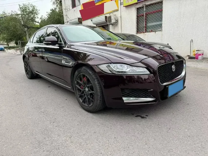 2018 Jaguar XF 2.0T 250HP L4 8AT,autocango,china used car exporter,china ev exporter,chinese used car exporter,chinese used ev exporter