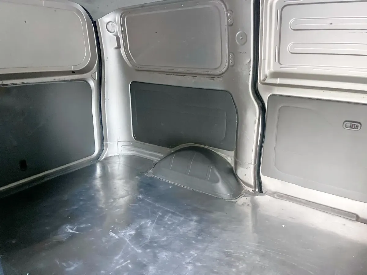 2018 WuLing RongGuang V 1.5L 112HP L4 5MT,autocango,china used car exporter,china ev exporter,chinese used car exporter,chinese used ev exporter