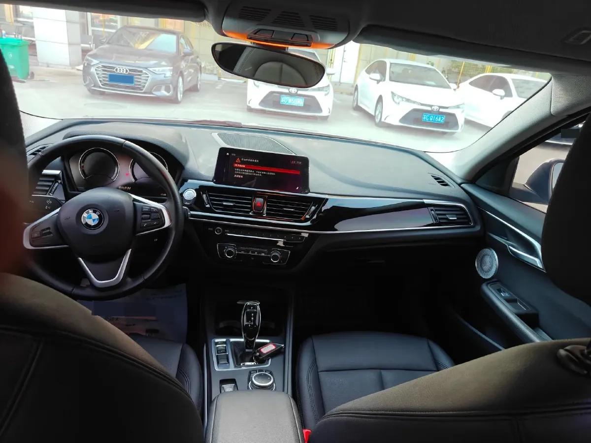 2020 BMW 1 Series 1.5T 140HP L3 7DCT,autocango,china used car exporter,china ev exporter,chinese used car exporter,chinese used ev exporter