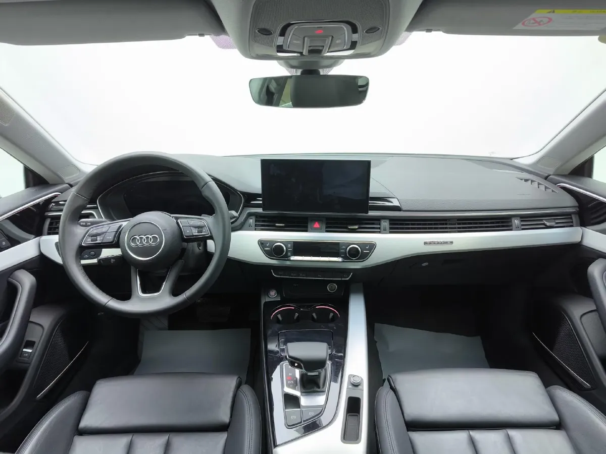 2024 Audi A5 2.0T 204HP L4 7DCT,autocango,china used car exporter,china ev exporter,chinese used car exporter,chinese used ev exporter