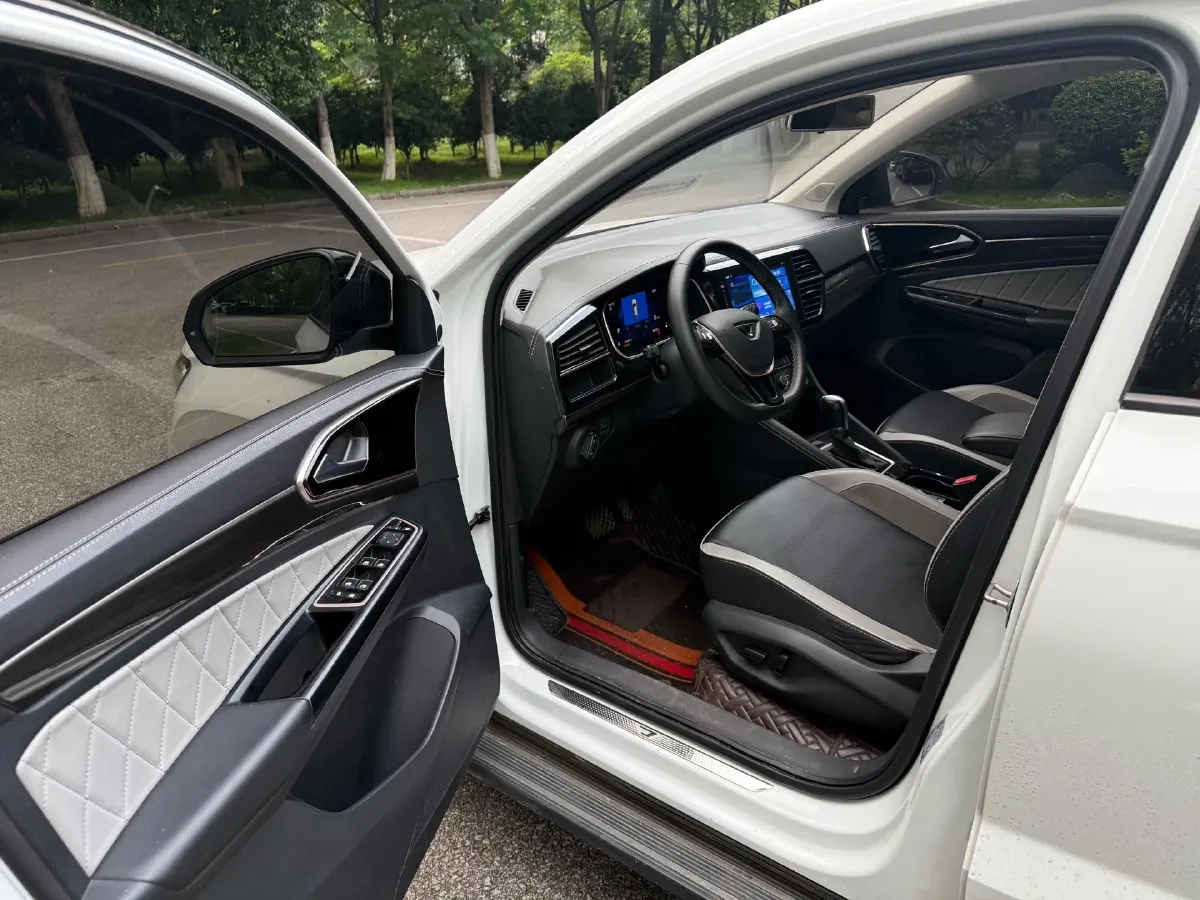 2022 Jetta VS7 1.4T 150HP L4 6AT,autocango,china used car exporter,china ev exporter,chinese used car exporter,chinese used ev exporter
