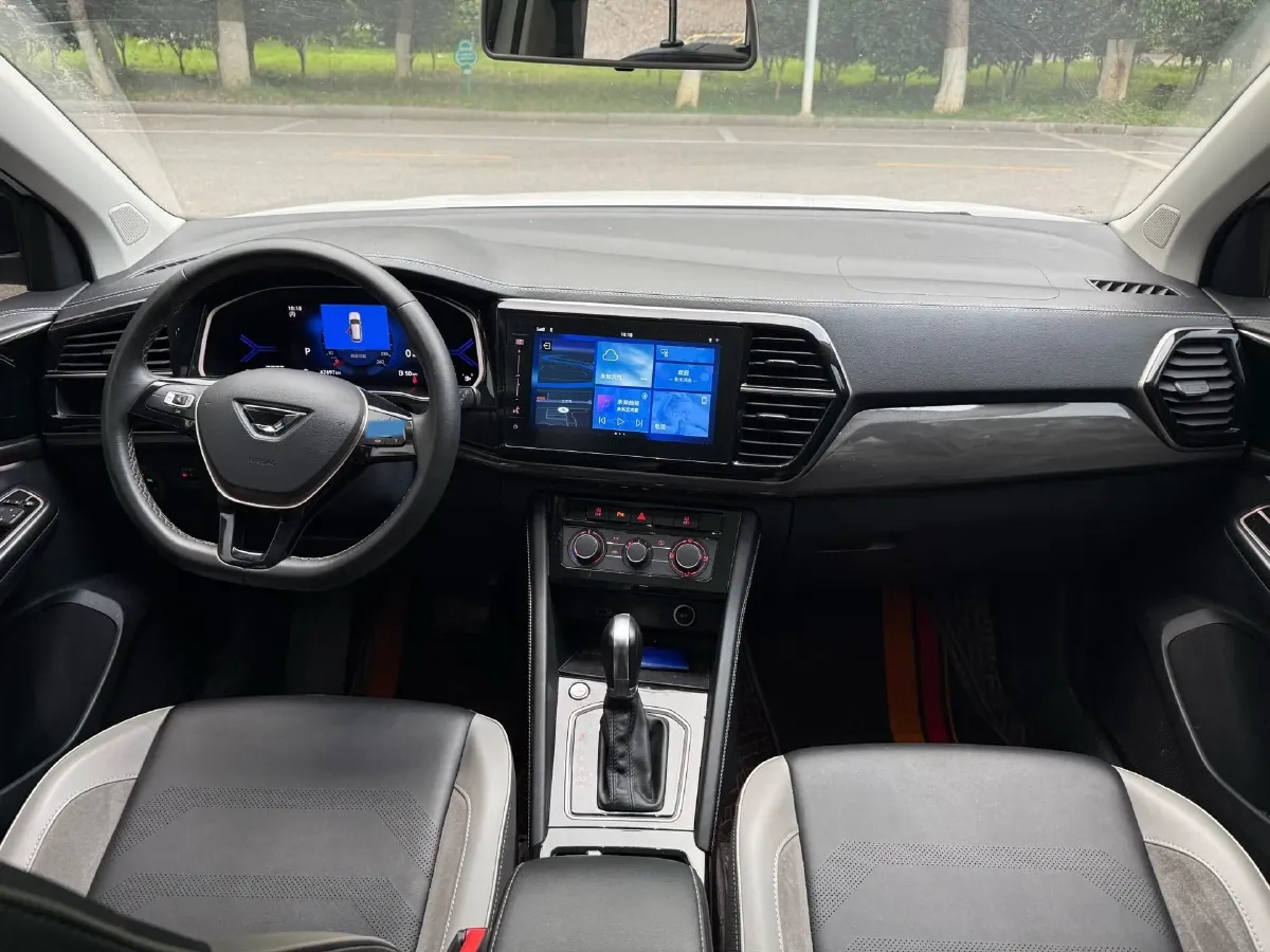 2022 Jetta VS7 1.4T 150HP L4 6AT,autocango,china used car exporter,china ev exporter,chinese used car exporter,chinese used ev exporter